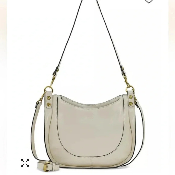 Patricia Nash Handbags - Patricia Nash Shoulder Bag Cream NEW